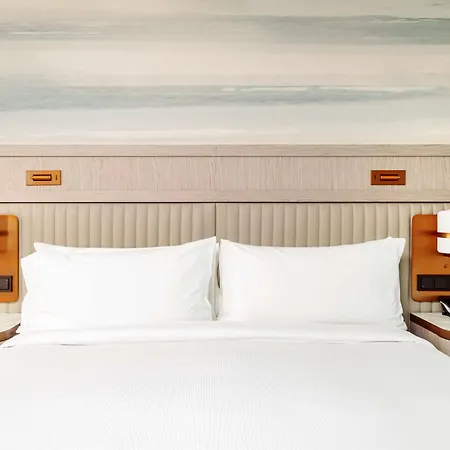 Hilton And Hotell 5*