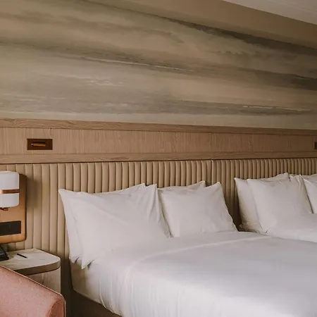 Hilton And Svinoústí