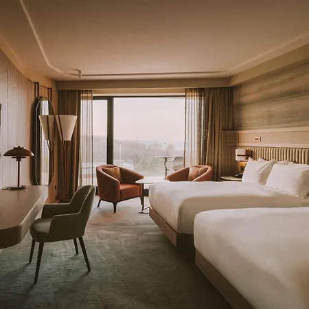 Resort Hilton And 5*