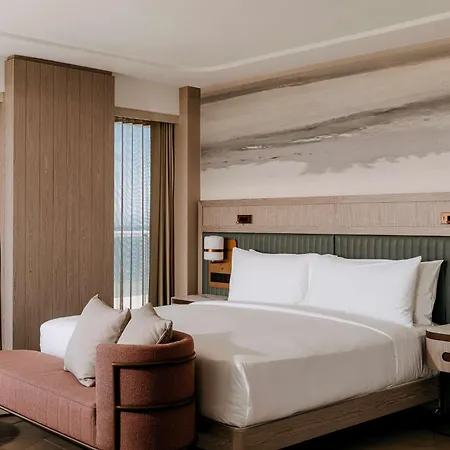 Hilton And Hotell 5*