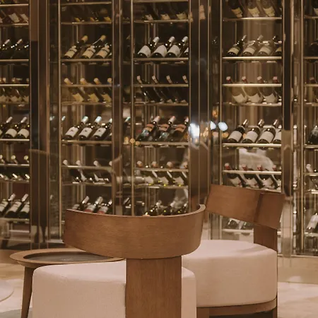 Hilton And Hotell 5*