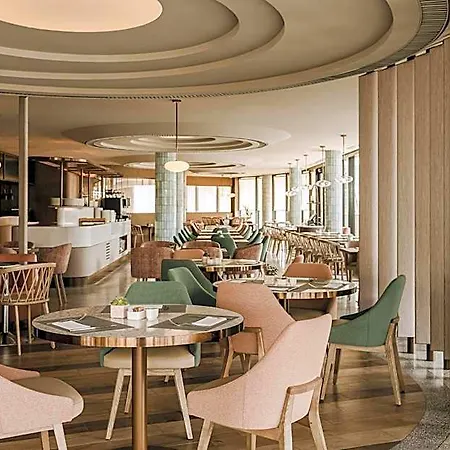 Hilton And Hotel 5*