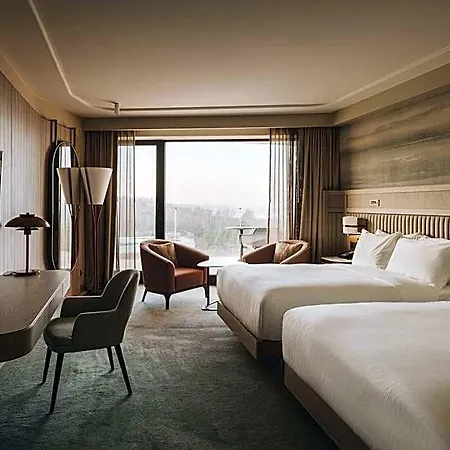 Hotel Hilton And