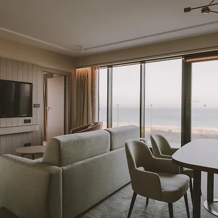 فندق Hilton And