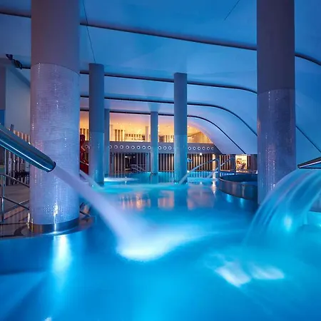 Hotel Hilton And 5*