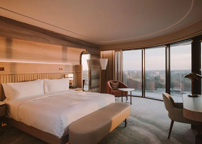 Ξενοδοχείο Hilton And 5*